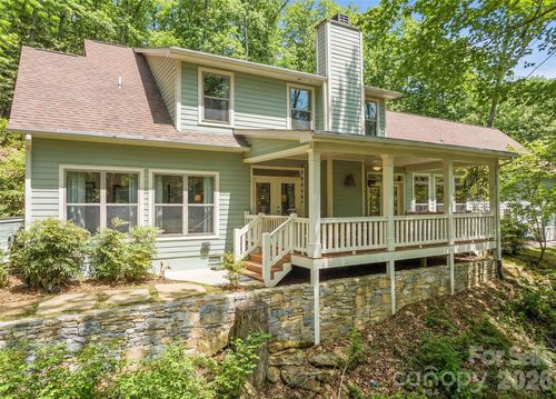 213 Hope Cir, Waynesville, NC, 28786-7867 | Card Image
