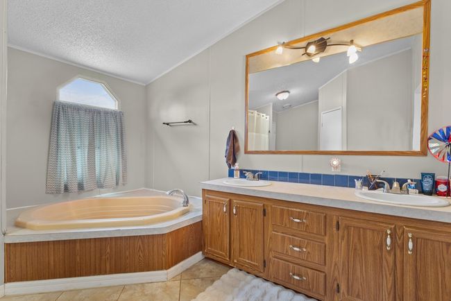 158 Ne 146 Th Ave, House other with 3 bedrooms, 2 bathrooms and 1 parking in OLD TOWN FL | Image 23
