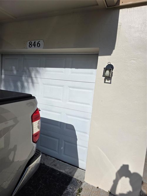 846 Nw 81st Ave, Plantation, FL, 33324-1213 | Card Image