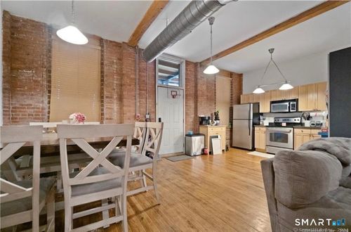 unit-4108-325 Lafayette St, Bridgeport, CT, 06604-5469 | Card Image