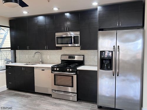 ste-6-73 Ferry St, Newark, NJ, 07105-1884 | Card Image