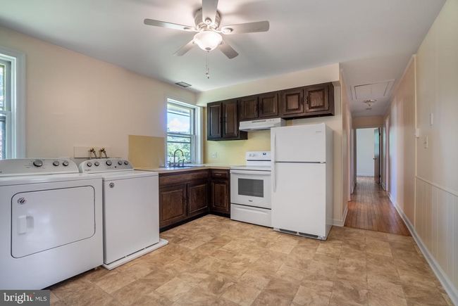 11 Sweet Water Rd, House other with 5 bedrooms, 2 bathrooms and null parking in ELVERSON PA | Image 41