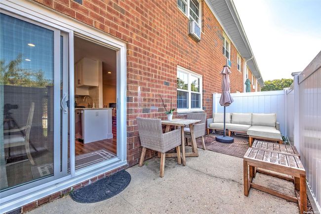 Patio | Image 14