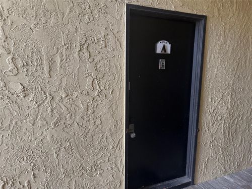 a-900 N Lake Destiny Road, Altamonte Springs, FL, 32714 | Card Image