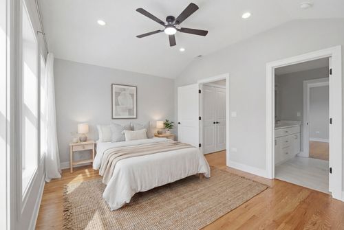 6639 S Langley Ave, Chicago, IL, 60637-4134 | Card Image