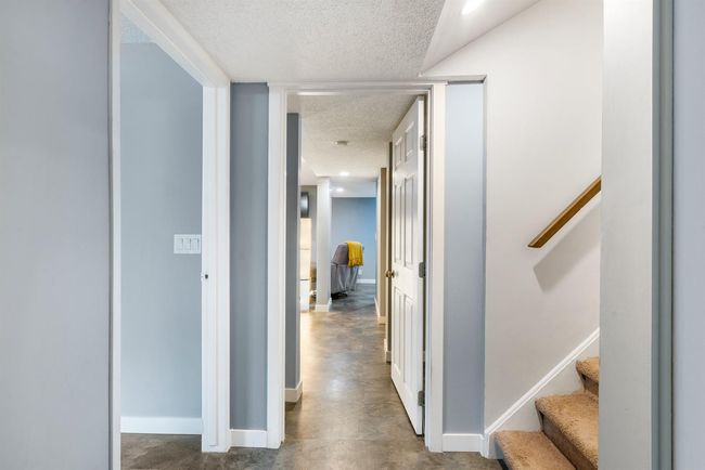 4828 Nipawin Cres Nw, House detached with 4 bedrooms, 2 bathrooms and 3 parking in Calgary AB | Image 24