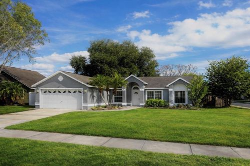 4215 Red Bird Ave, SAINT CLOUD, FL, 34772-8880 | Card Image