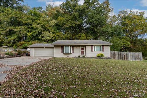 1811 Timberlane Dr, Cape Girardeau, MO, 63701 | Card Image