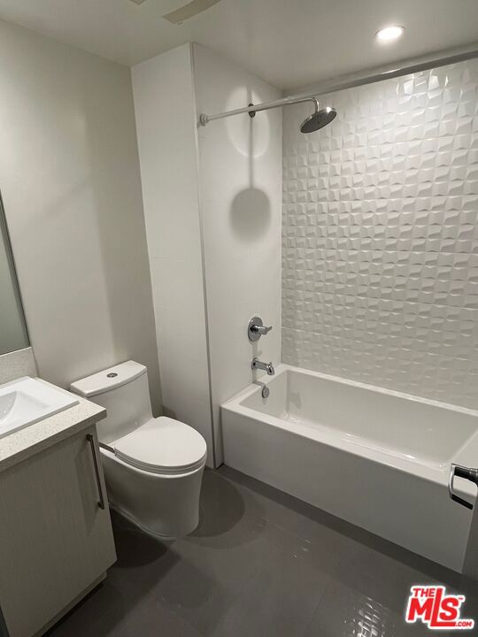 Residential Lease in Los Angeles 4