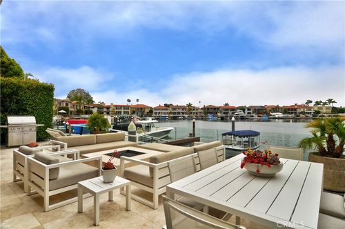 71 Linda Isle, Newport Beach, CA, 92660-7205 | Card Image