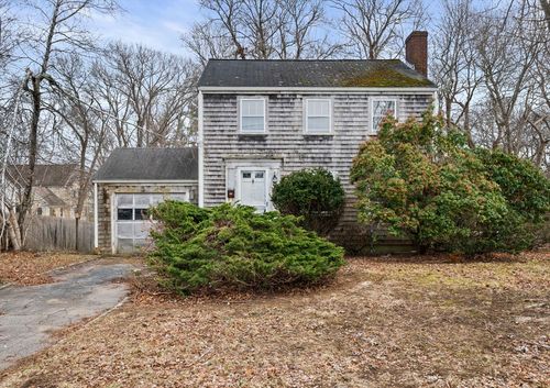 24 Butler Rd, Hingham, MA, 02043-2732 | Card Image