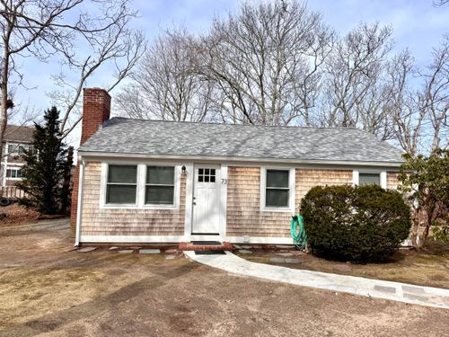 73 Kings Way, Hyannis, MA, 02601-3001 | Card Image
