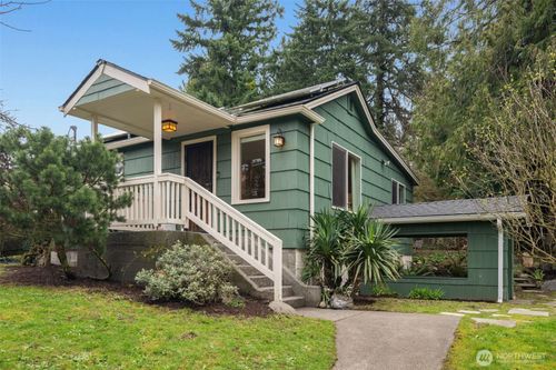 10238 7th Ave Sw, Seattle, WA, 98146-1528 | Card Image