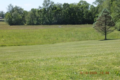 1 Fords Mill Rd, Versailles, KY, 40383-9461 | Card Image