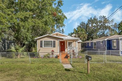 1506 W 12 Th Street, House other with 2 bedrooms, 1 bathrooms and null parking in Sanford FL | Image 2