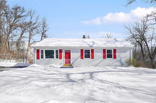 143 Fieldston St, Springfield, MA, 01119 | Card Image