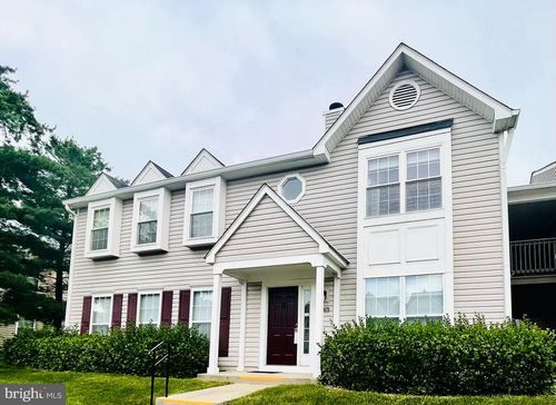 d-7823 Harrowgate Cir, SPRINGFIELD, VA, 22152-3821 | Card Image
