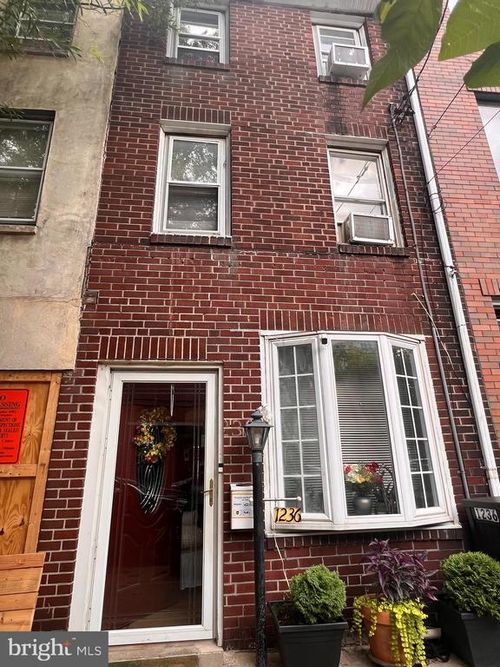 1236 N Howard St, PHILADELPHIA, PA, 19122-4613 | Card Image