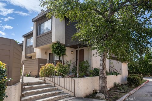 1-10011 Topanga Canyon, Chatsworth, CA, 91311 | Card Image