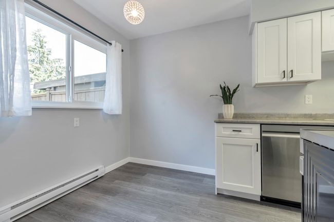 5127 203 Street, Townhouse with 3 bedrooms, 1 bathrooms and 2 parking in Langley BC | Image 5