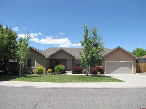 1756 Freedom Way, Montrose, CO, 81401-7797 | Card Image
