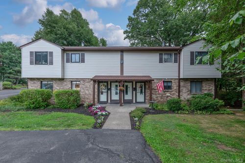 303 Village Ct, Kingston, NY, 12401-2428 | Card Image