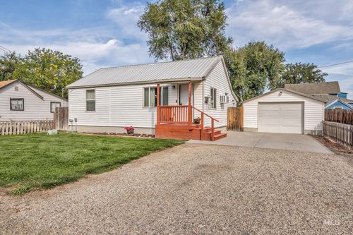 1016 N 5th St, Payette, ID, 83661-2122 | Card Image