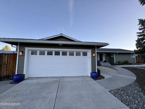 2000 Royal Dr, Reno, NV, 89503-3437 | Card Image