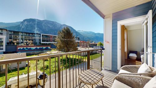 307-1336 Main St, Squamish, BC, V8B0R2 | Card Image
