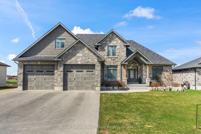 411 Jane St, House other with 7 bedrooms, 3 bathrooms and 10 parking in Palmerston ON | Image 6