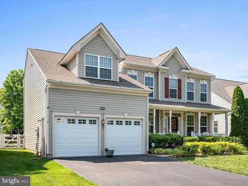 17659 Cleveland Park Dr, ROUND HILL, VA, 20141-2635 | Card Image