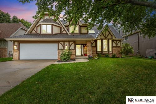 747 N 155th Ave, Omaha, NE, 68154-3767 | Card Image