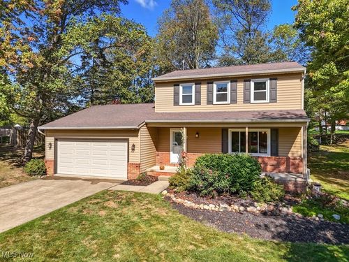 1149 Brookpoint Dr, Macedonia, OH, 44056-1645 | Card Image