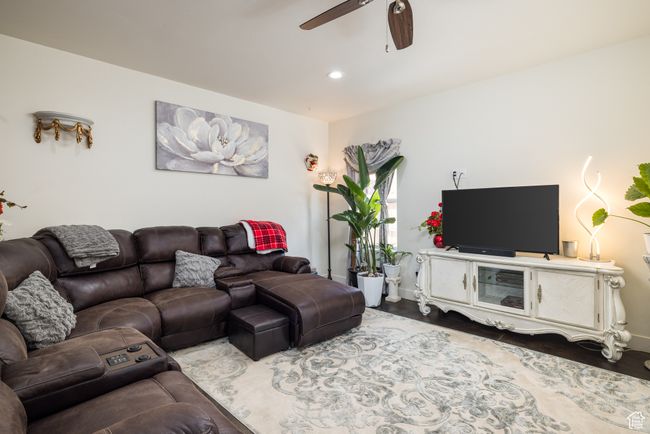 1018 Valley View Ct, House other with 5 bedrooms, 3 bathrooms and 2 parking in Moab UT | Image 9