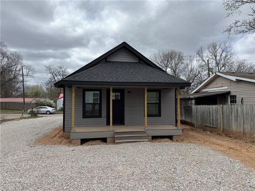 311 Douglas St, Berryville, AR, 72616-3545 | Card Image