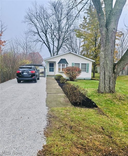 2644 Delaware Ave Sw, Canton, OH, 44706-2235 | Card Image