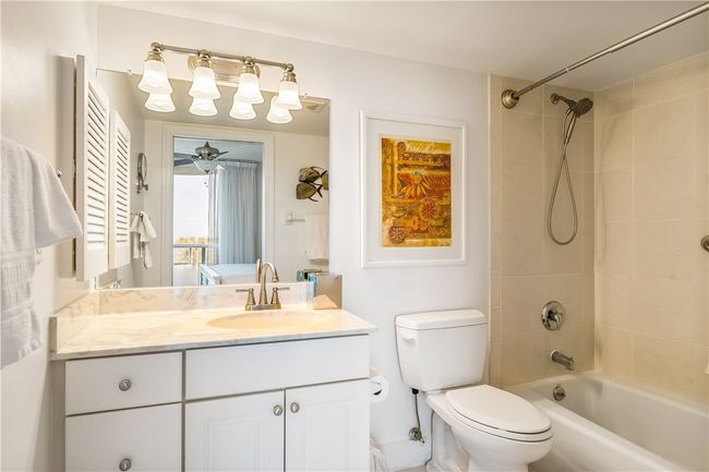 APT-702S - 3554 Ocean Dr, House attached with 2 bedrooms, 2 bathrooms and null parking in Vero Beach FL | Image 25