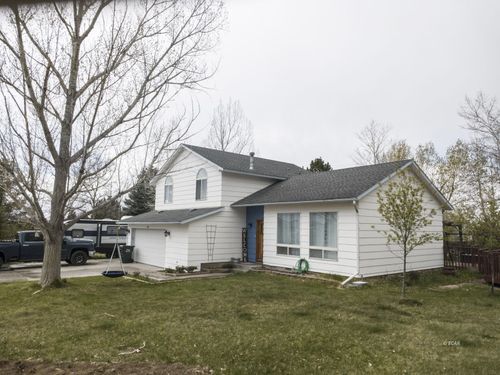 143 Glen Brier Dr, Spring Creek, NV, 89815-5728 | Card Image