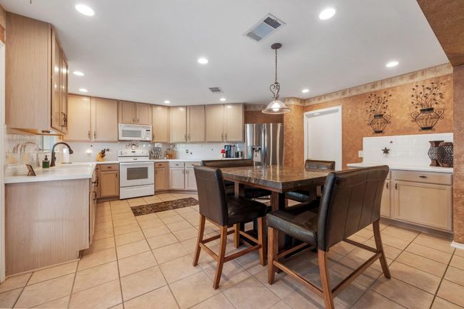 903 E Olympic Dr, House other with 3 bedrooms, 2 bathrooms and 2 parking in Pflugerville TX | Image 15