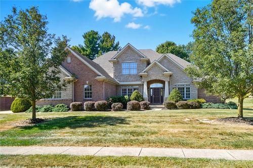 295 Stratford Ln, Xenia, OH, 45385-8961 | Card Image