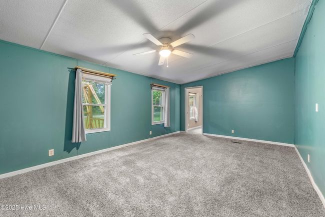 107 Indian Cave Dr, House other with 4 bedrooms, 2 bathrooms and null parking in Richlands NC | Image 31