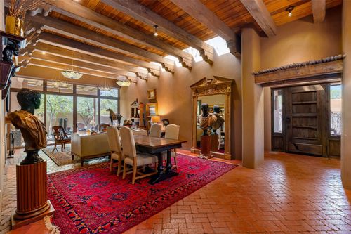 1121 E Alameda Street, Santa Fe, NM, 87501 | Card Image