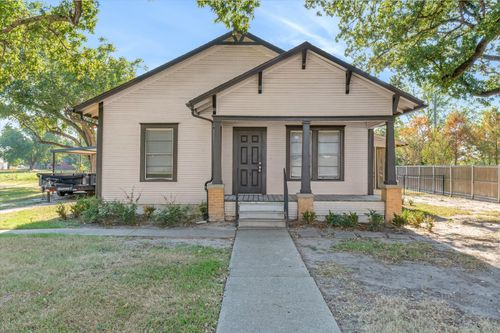 307 S Crockett St, Edgewood, TX, 75117-3124 | Card Image
