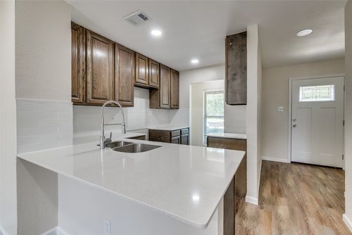 apt-3-709 Lee St, Mesquite, TX, 75149-3260 | Card Image