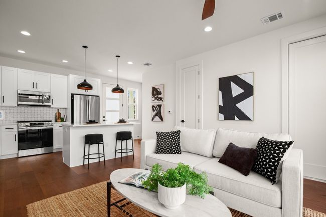 Living opens right into the kitchen | Image 4