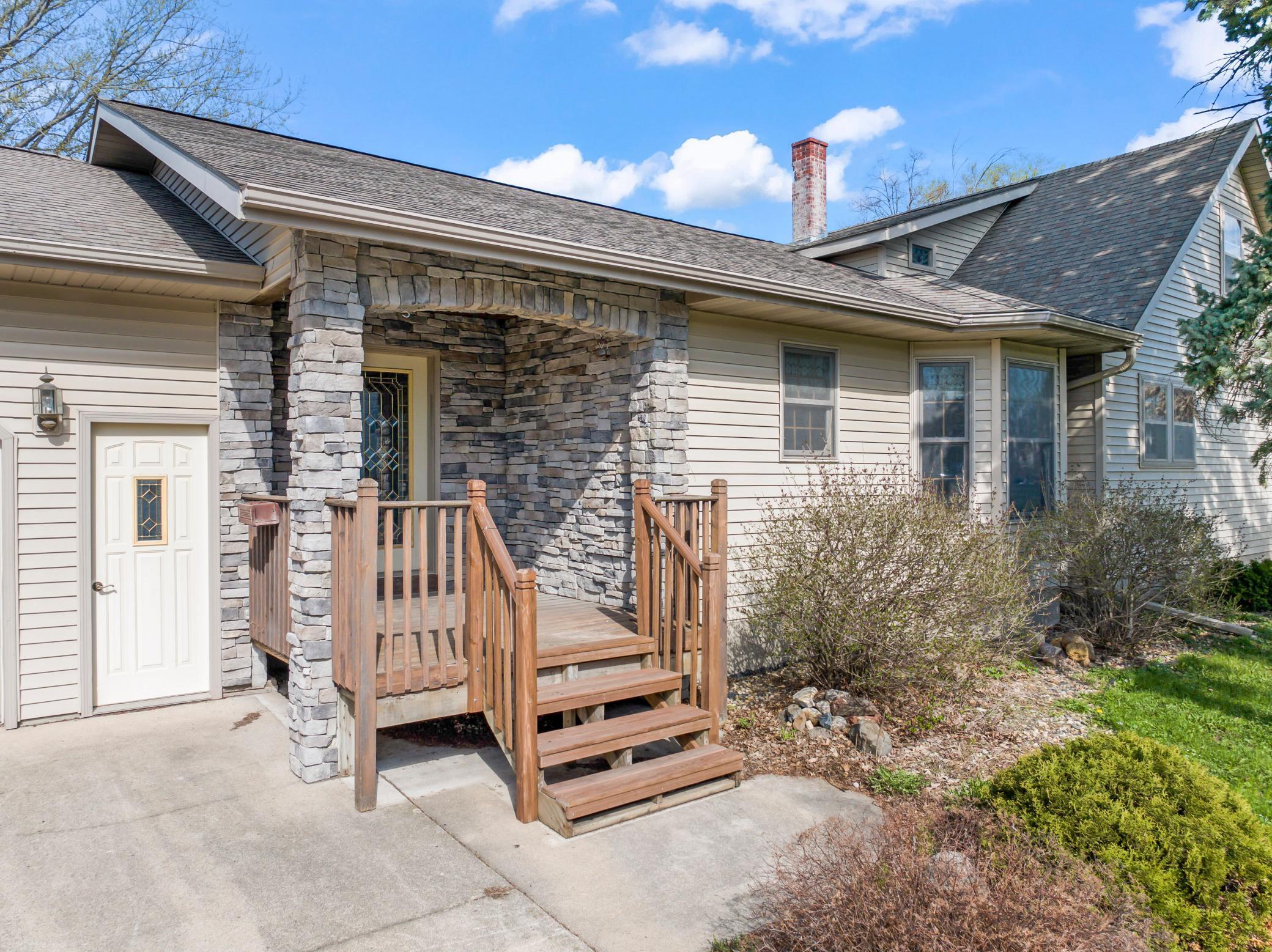 Residential in Blooming Prairie 2