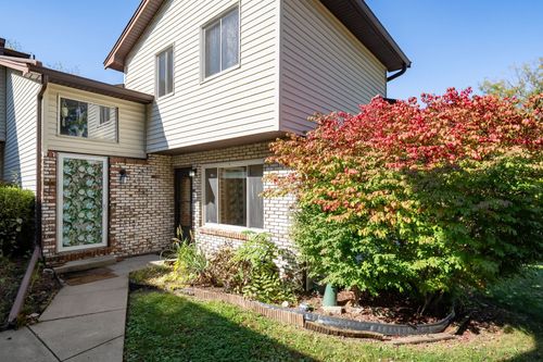 6-101 N Orr Dr, Normal, IL, 61761-1978 | Card Image