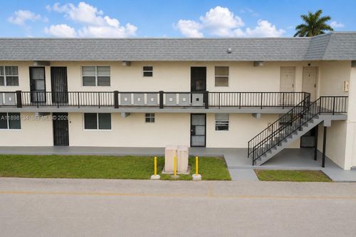 apt-141-301 Nw 177th St, Miami Gardens, FL, 33169-4943 | Card Image