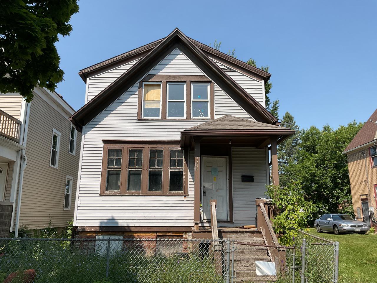 13th St, Milwaukee, WI 53206