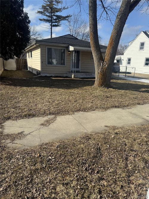 12107 Centralia, Redford, MI, 48239-2468 | Card Image